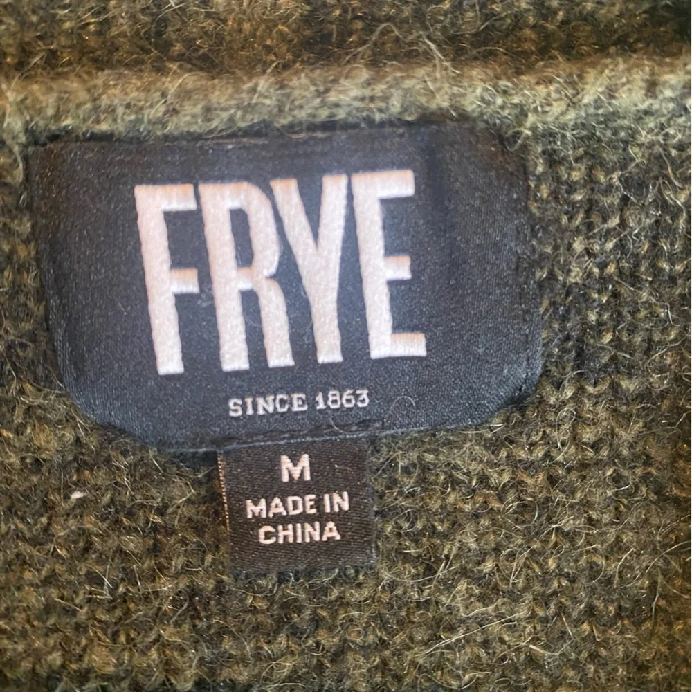 Frye Women's The Cozy Cardigan Olive Green Black
Southwest Aztec Western Size M - Picture 5 of 11